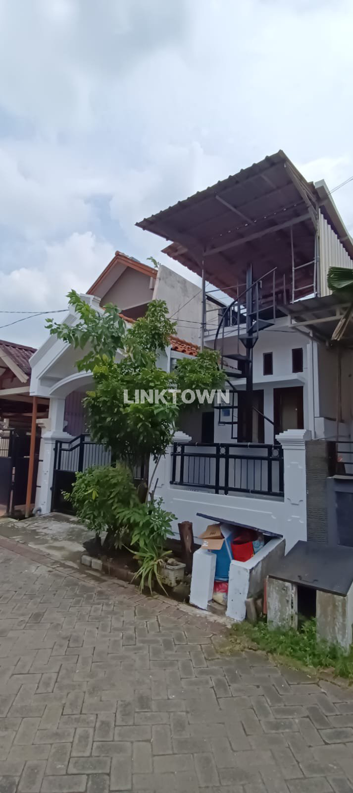 Harga Termurah dan bisa Nego Hunian 1 Lantai di Medokan Ayu