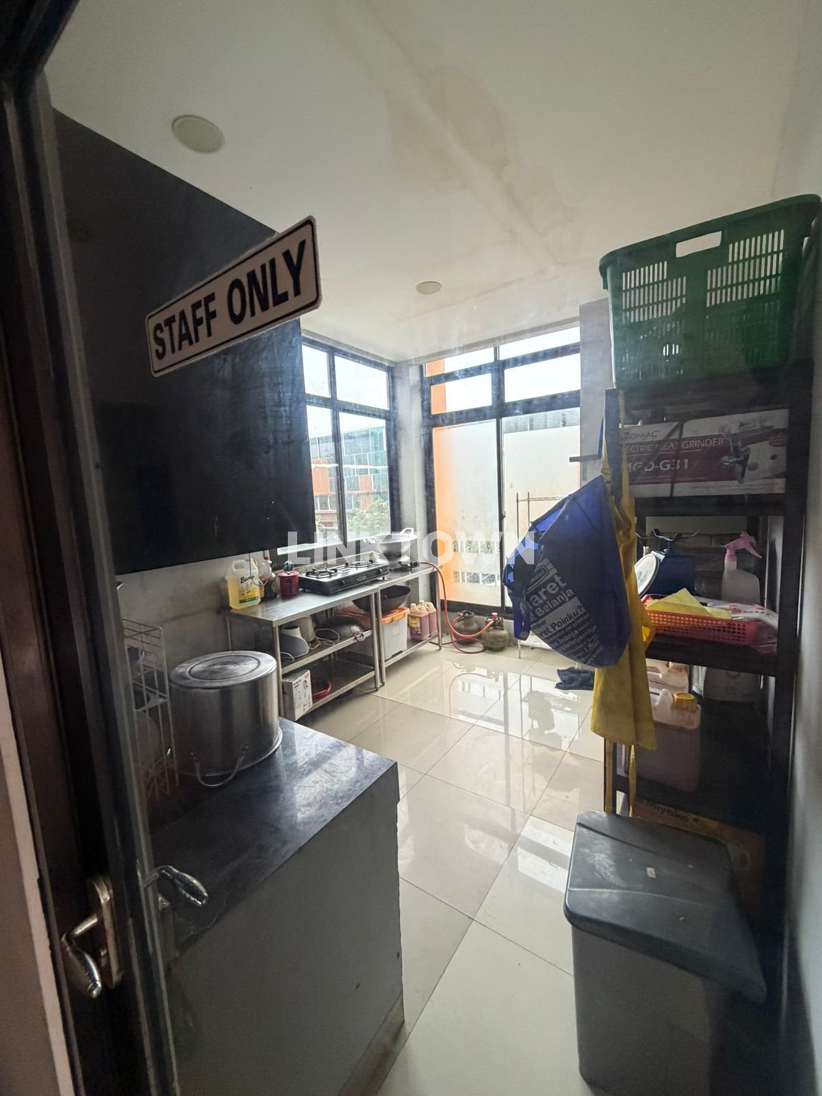 Jual Cepat Ruko Circle West 3 Lantai Siap Usaha di Citra Garden