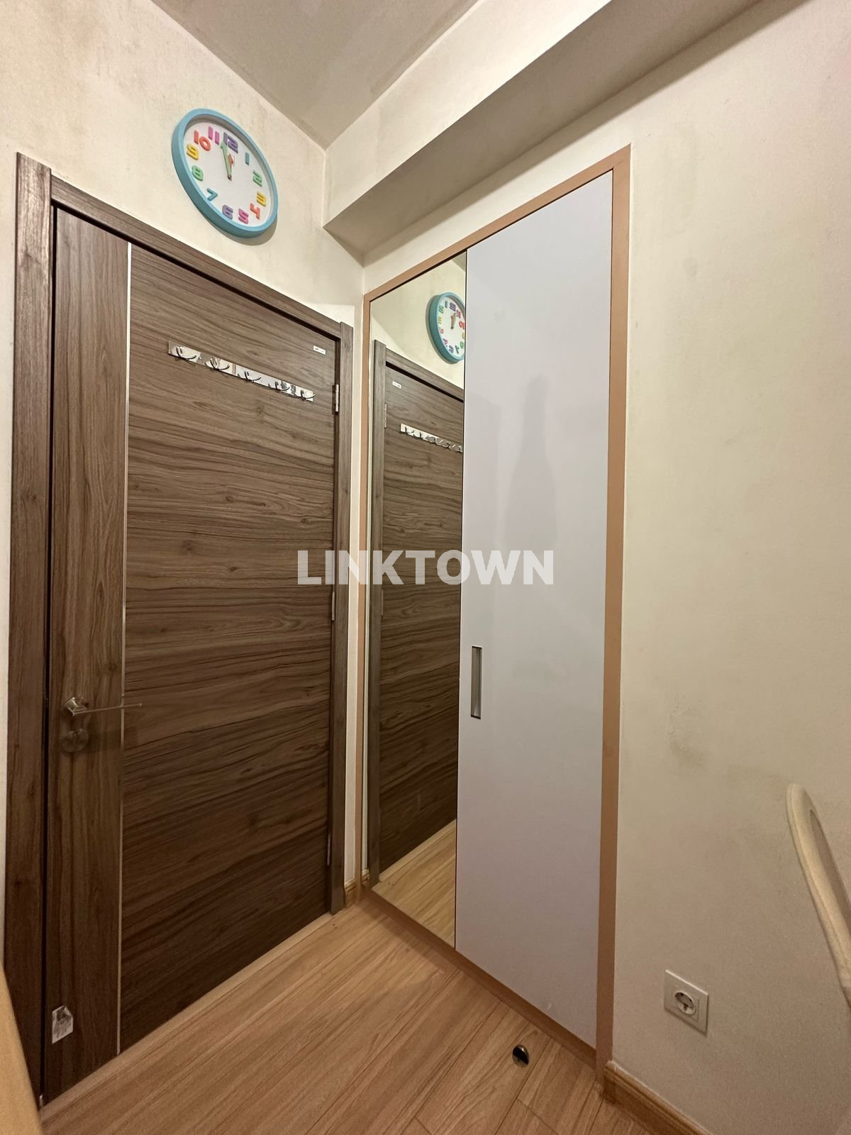 Apartement Sky House BSD Siap Huni Semi Furnish