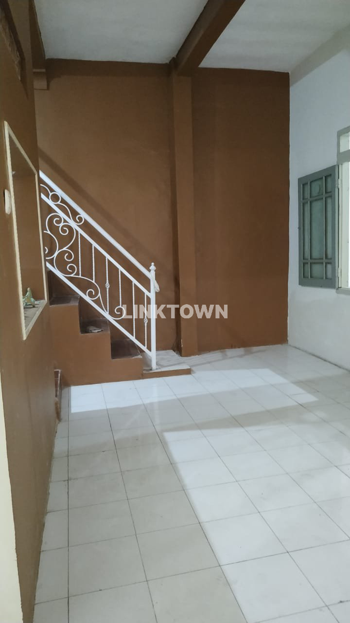 Harga Under Market Hunian Furnish 2 Lantai di Perumahan Merpati Kehutanan