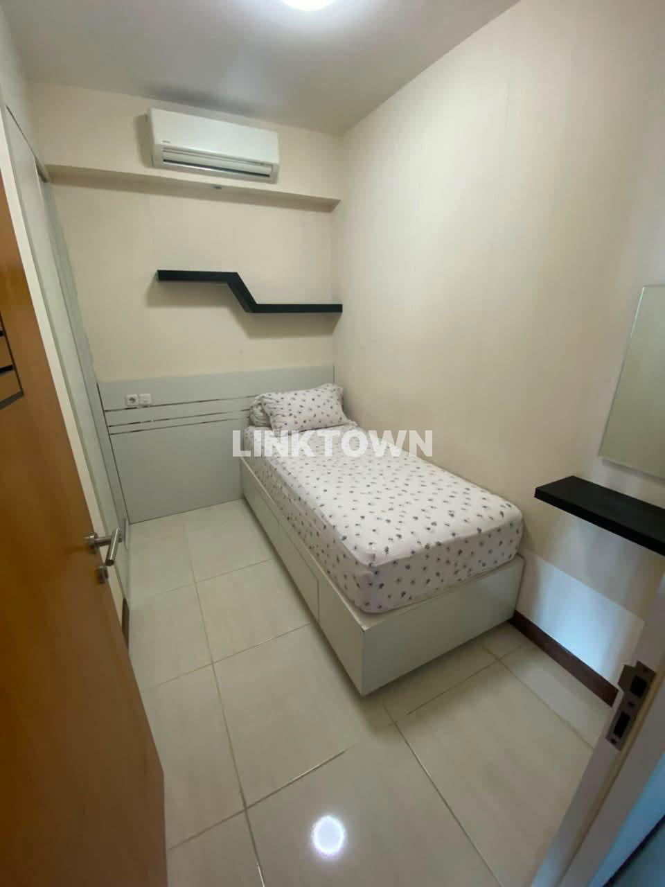 Disewakan Apartemen Furnish Fasilitas Lengkap di Puncak Bukit Golf