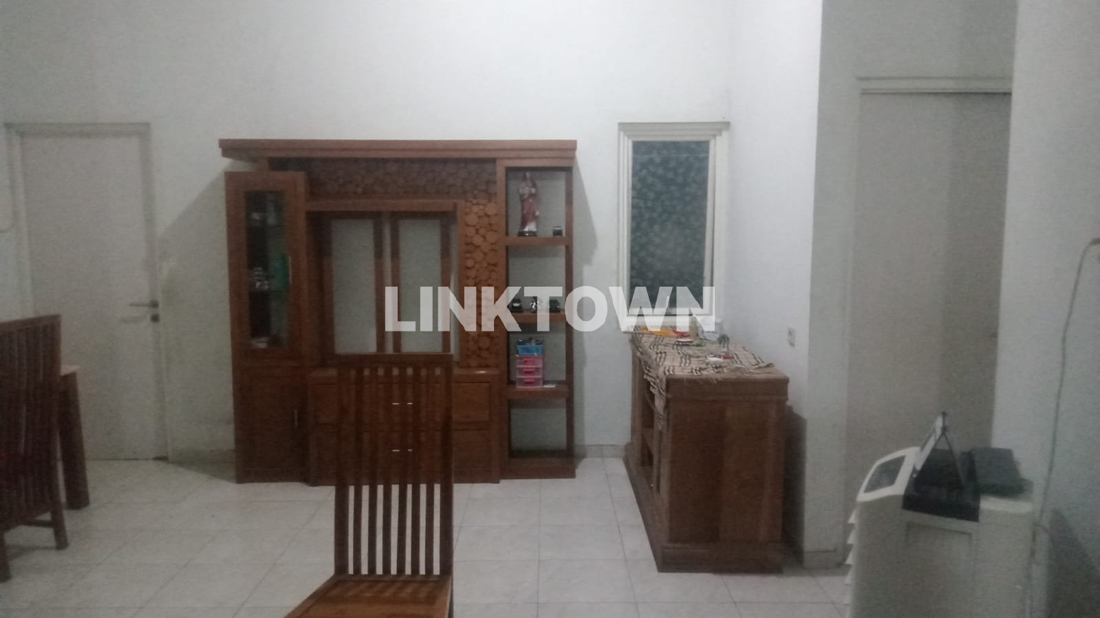 Hunian Modern Bebas Banjir Dekat Universitas Stekom di Perumahan Sang Prabu Semarang