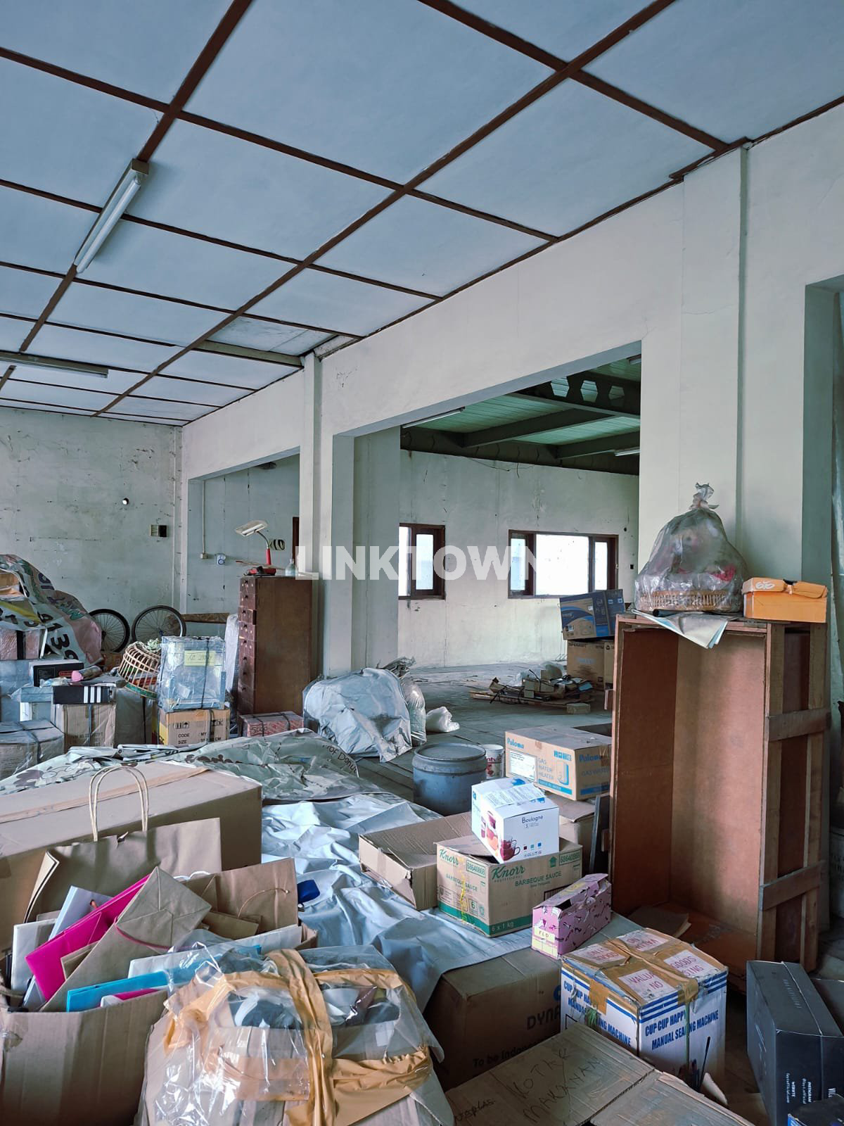 Dijual Rumah dan Toko 3 Lantai Cocok untuk Kantor di Mt Haryono Semarang