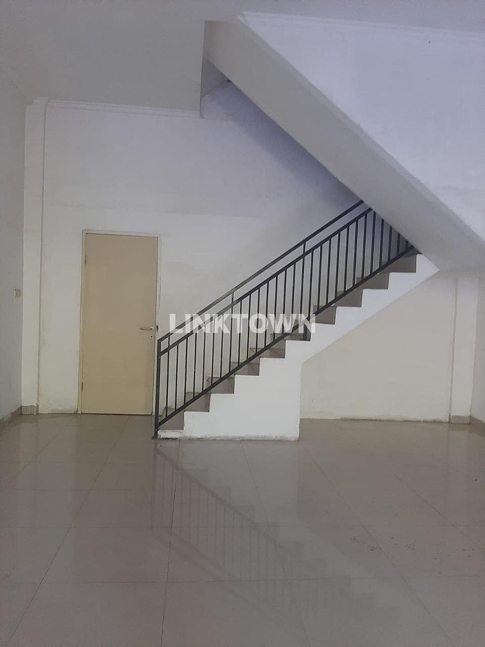 Ruko 3 Lantai Cocok untuk Kantor dan Usaha Lain di Rungkut Surabaya Ruko 3 Lantai Cocok untuk Kantor dan Usaha Lain di Rungkut Surabaya