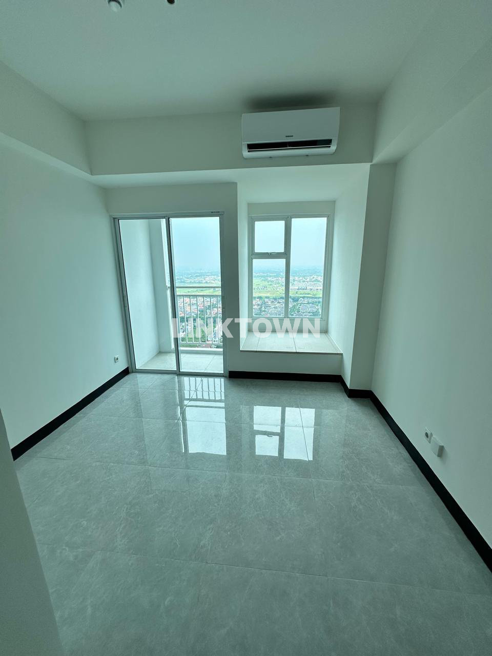 Disewakan Sangat Murah Apartemen Tye Studio di Westown View Wiyung Disewakan Sangat Murah Apartemen Tye Studio di Westown View Wiyung
