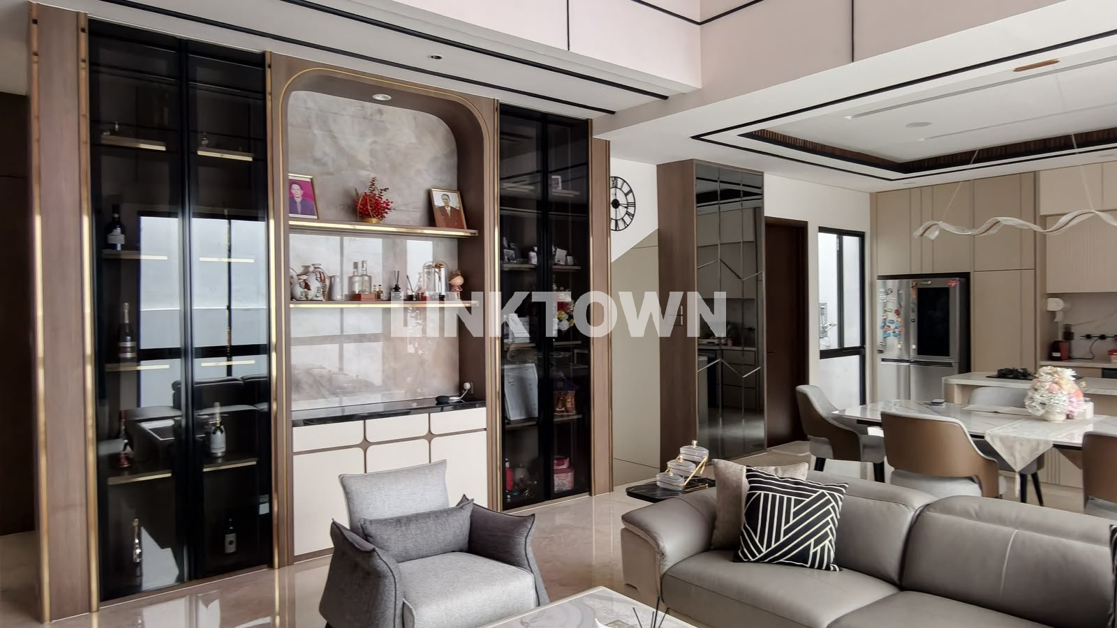 Rumah Mewah 3 Lantai BSD City FULL FURNISH