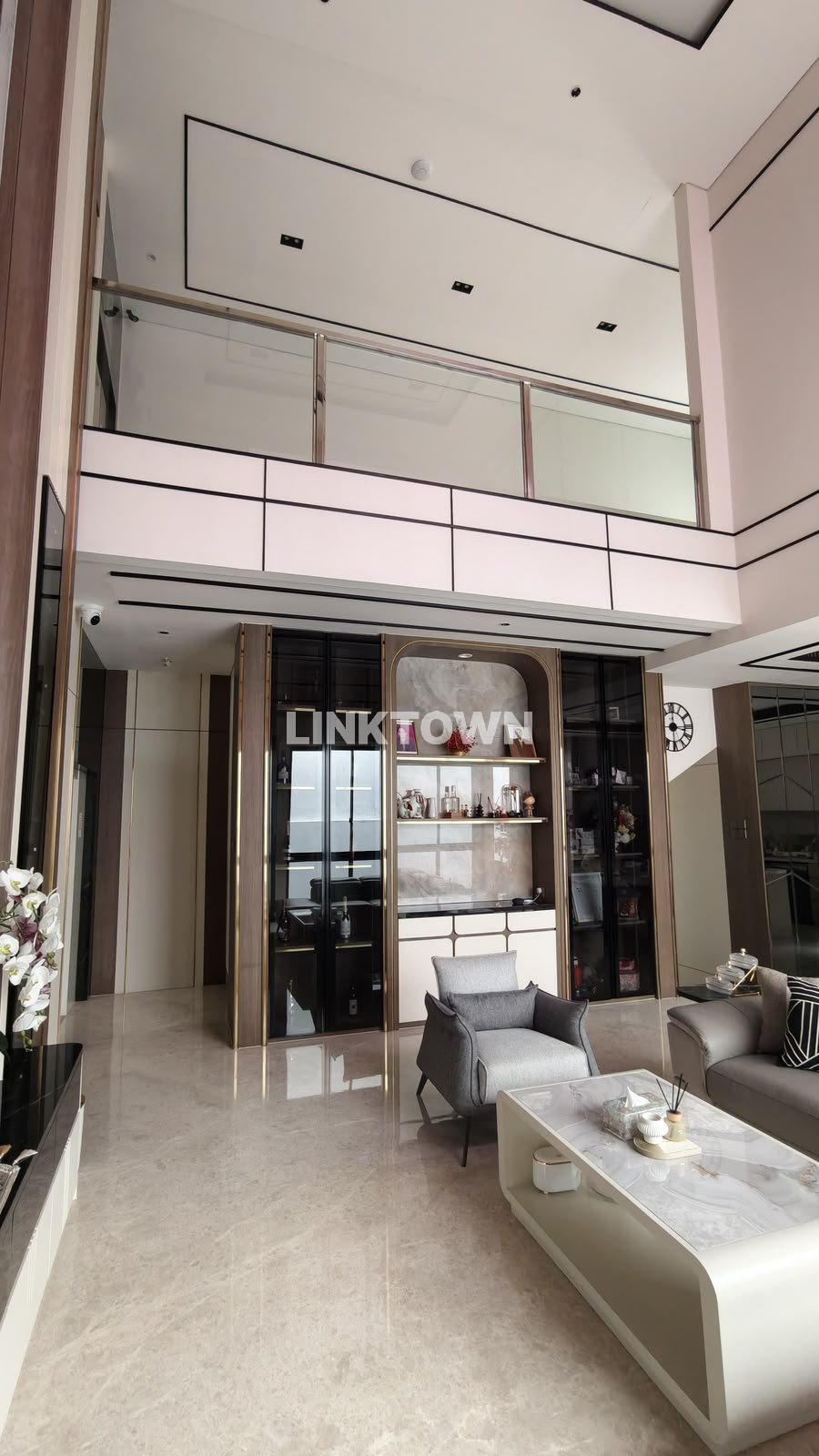 Rumah Mewah 3 Lantai BSD City FULL FURNISH