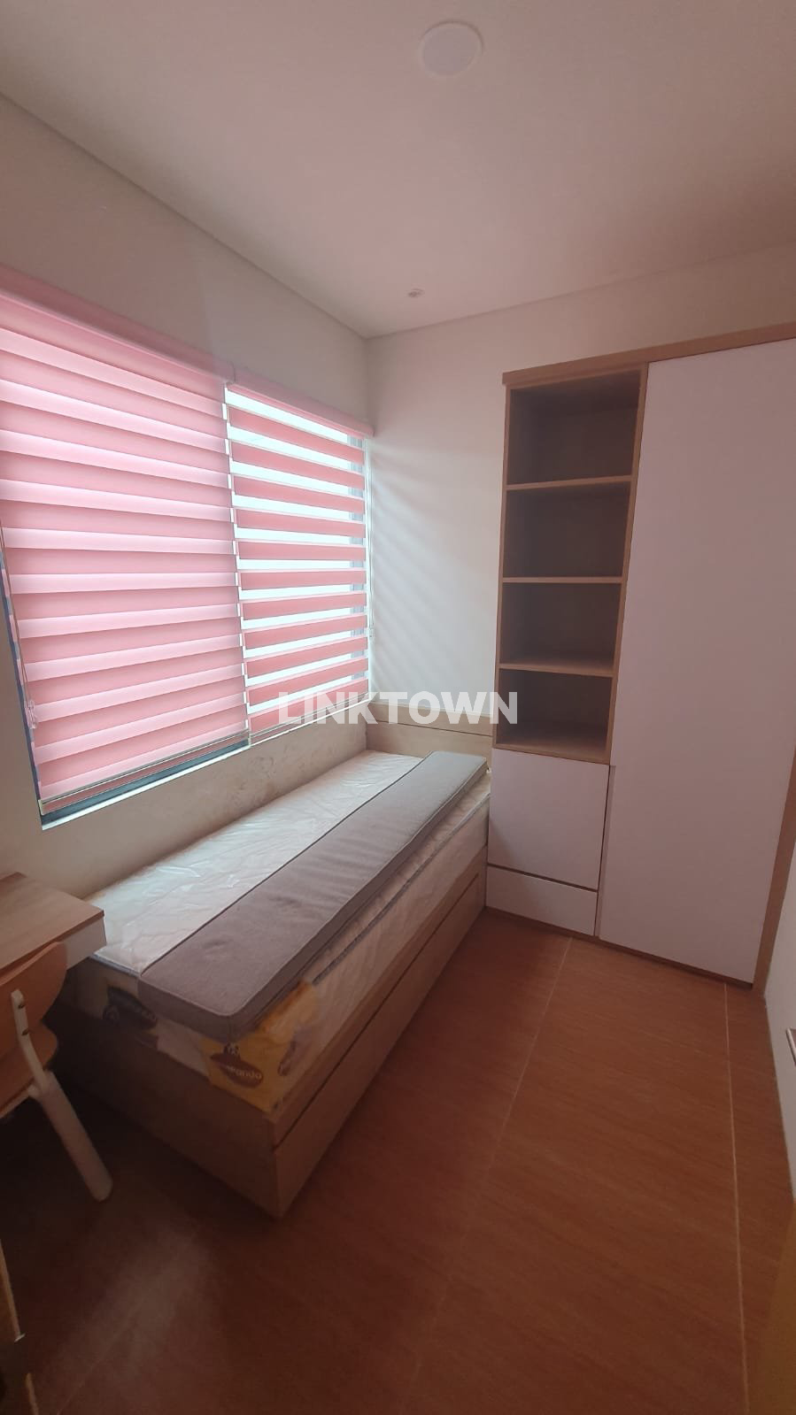 Rumah Mewah 2 Lantai Full Furnish Full AC Sewa Segeraa!!!