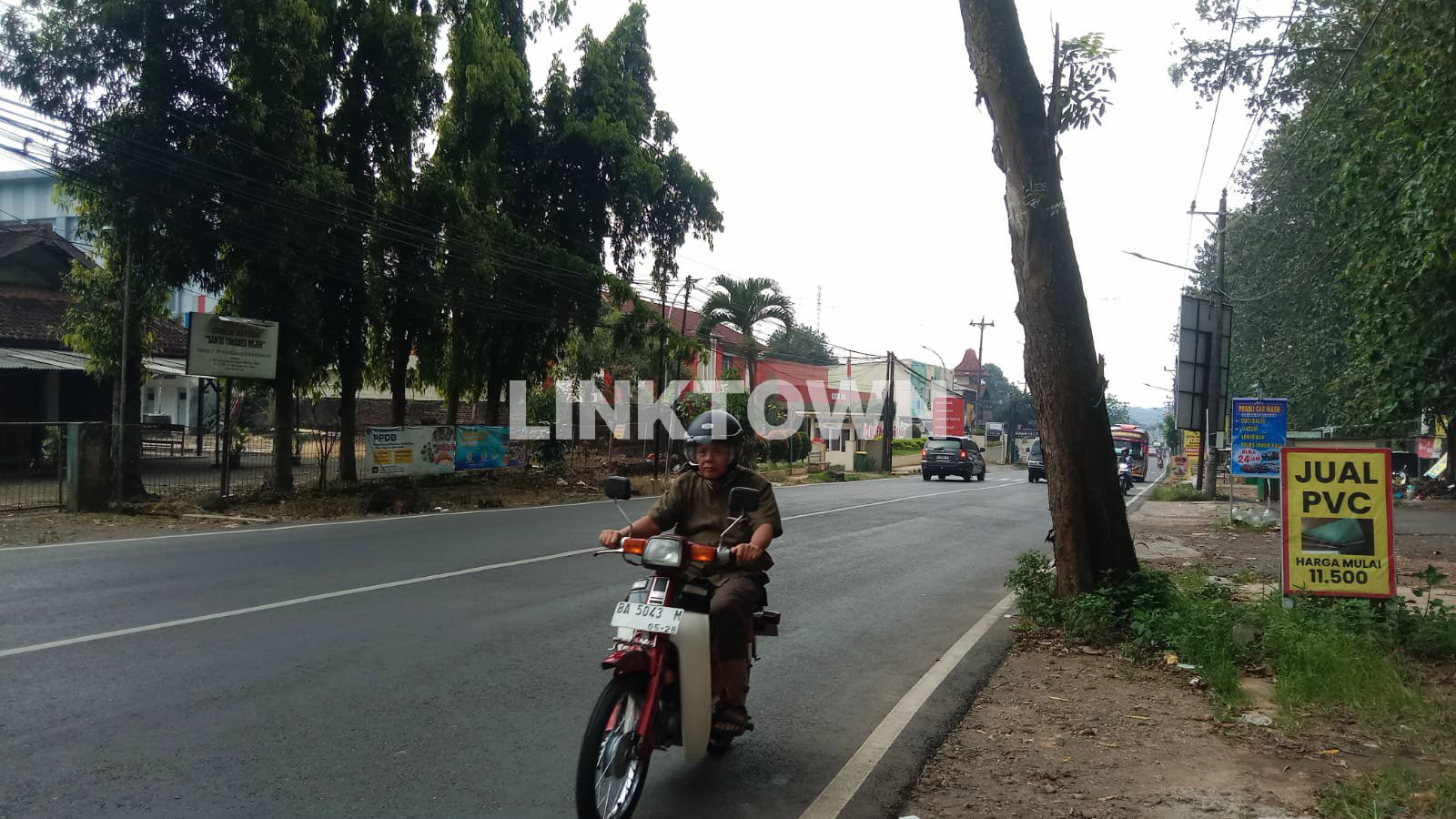 Dibawah Harga Pasar dan Nego Tanah dengan Bonus Rumah Lama di Ngaliyan Semarang Dekat Rsud Mijen