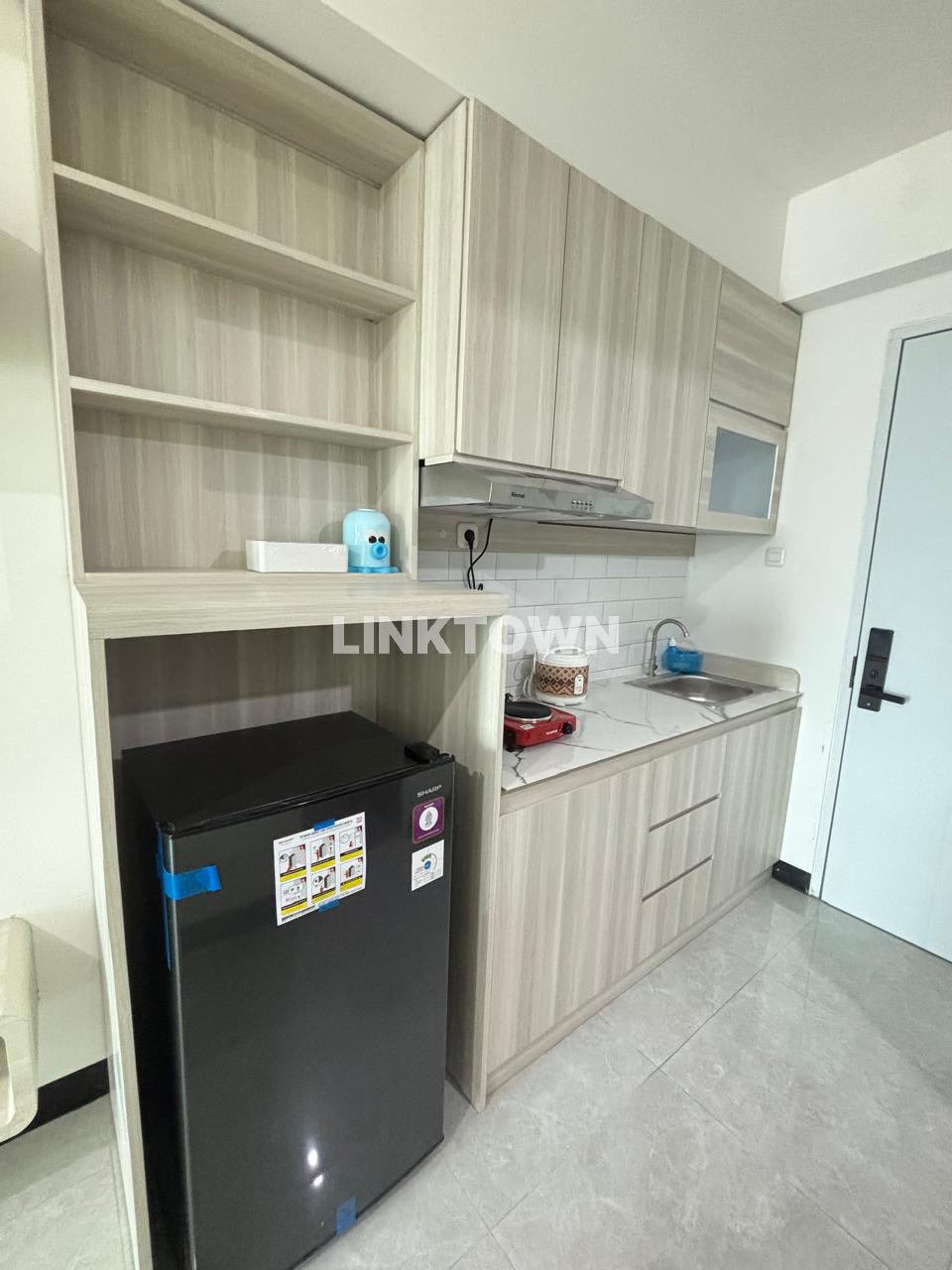 For Rent Apartemen Type Studio Deluxe Furnish di Westown View