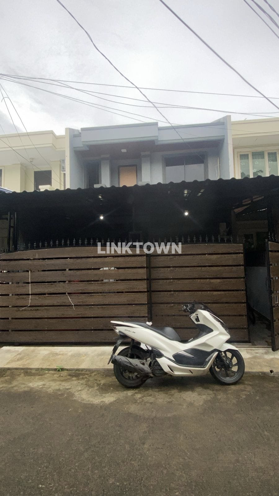 Dijual & Disewakan Cepat Rumah Furnish 2Lantai Luas 108m² di Gading Acardia Jakarta Utara Dijual & Disewakan Cepat Rumah Furnish 2Lantai Luas 108m² di Gading Acardia Jakarta Utara