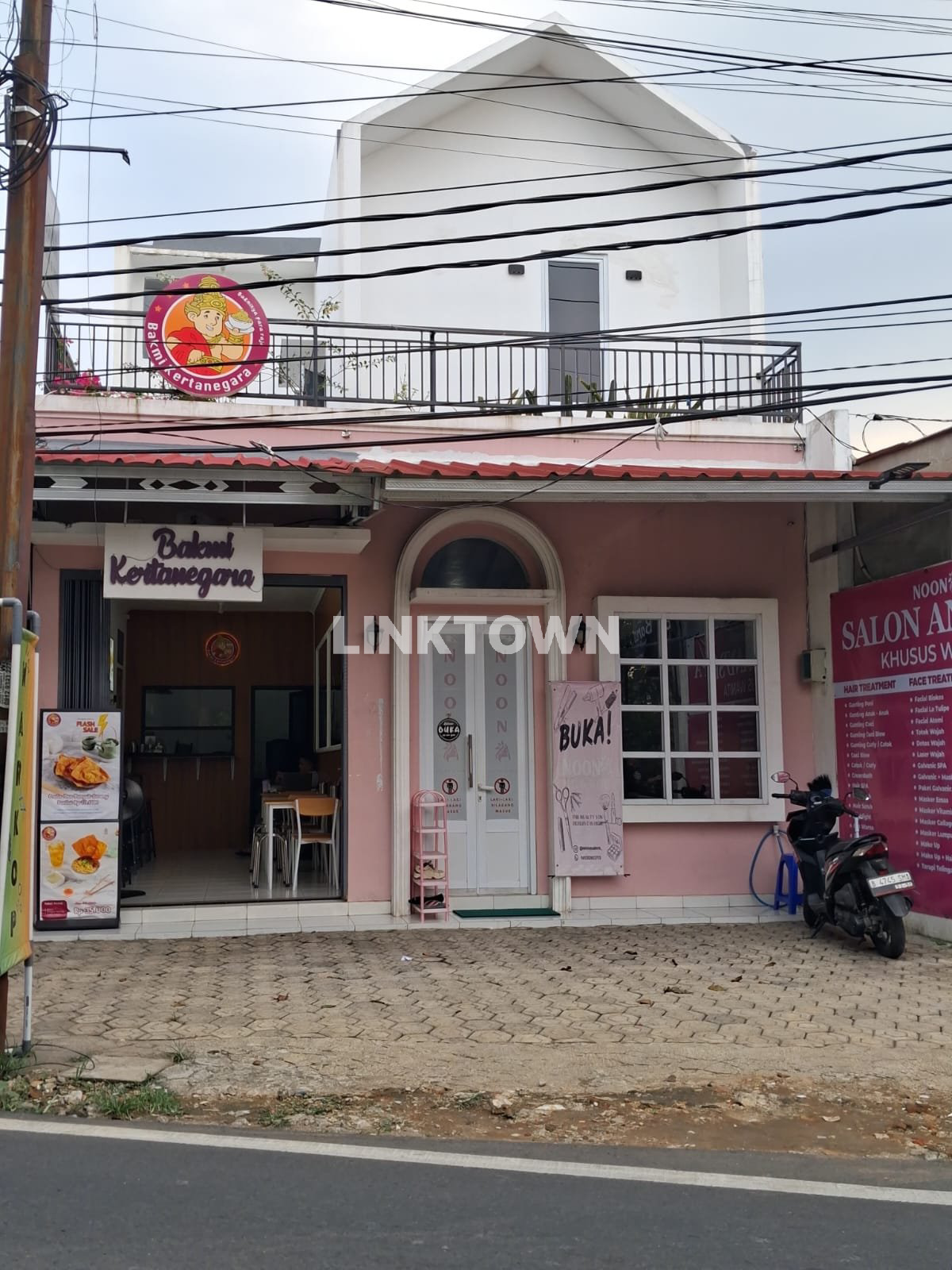Dijual Cocok Untuk Usaha 2,5 Lantai Bagus SHM Dijual Cocok Untuk Usaha 2,5 Lantai Bagus SHM