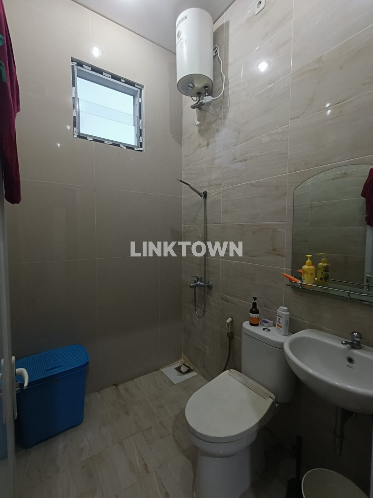 Dijual Rumah Eksklusif Semi Furnish Luas 175m² di Billy Moon Duren Sawit