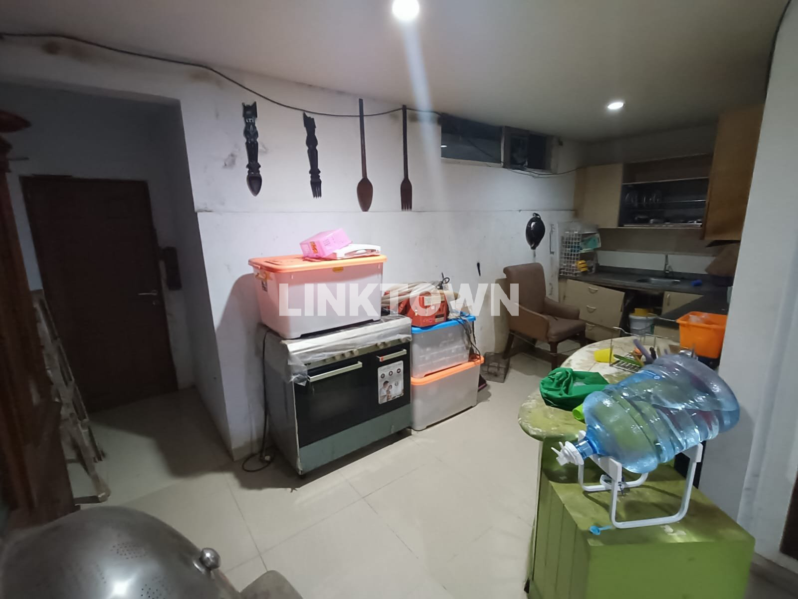 Dijual Rumah Eksklusif Semi Furnish Luas 175m² di Billy Moon Duren Sawit