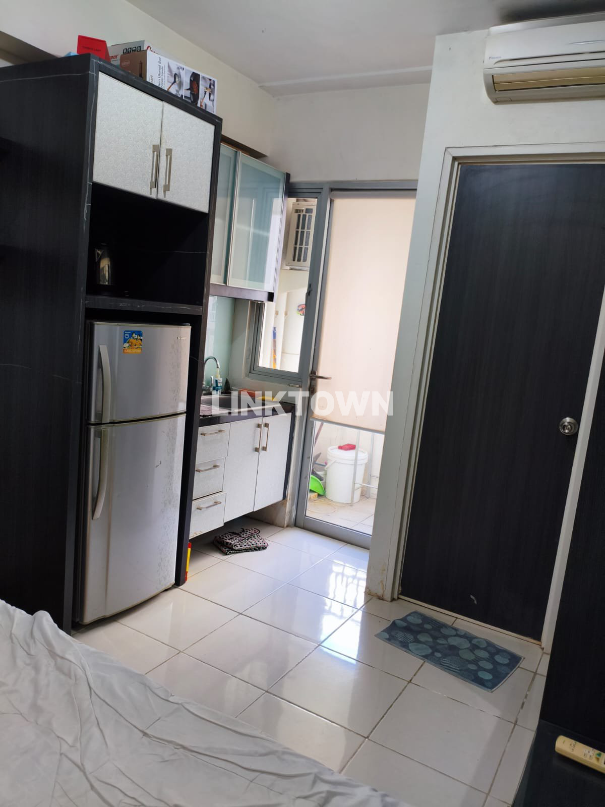 Disewakan Apartemen View Pool di Educity Standford