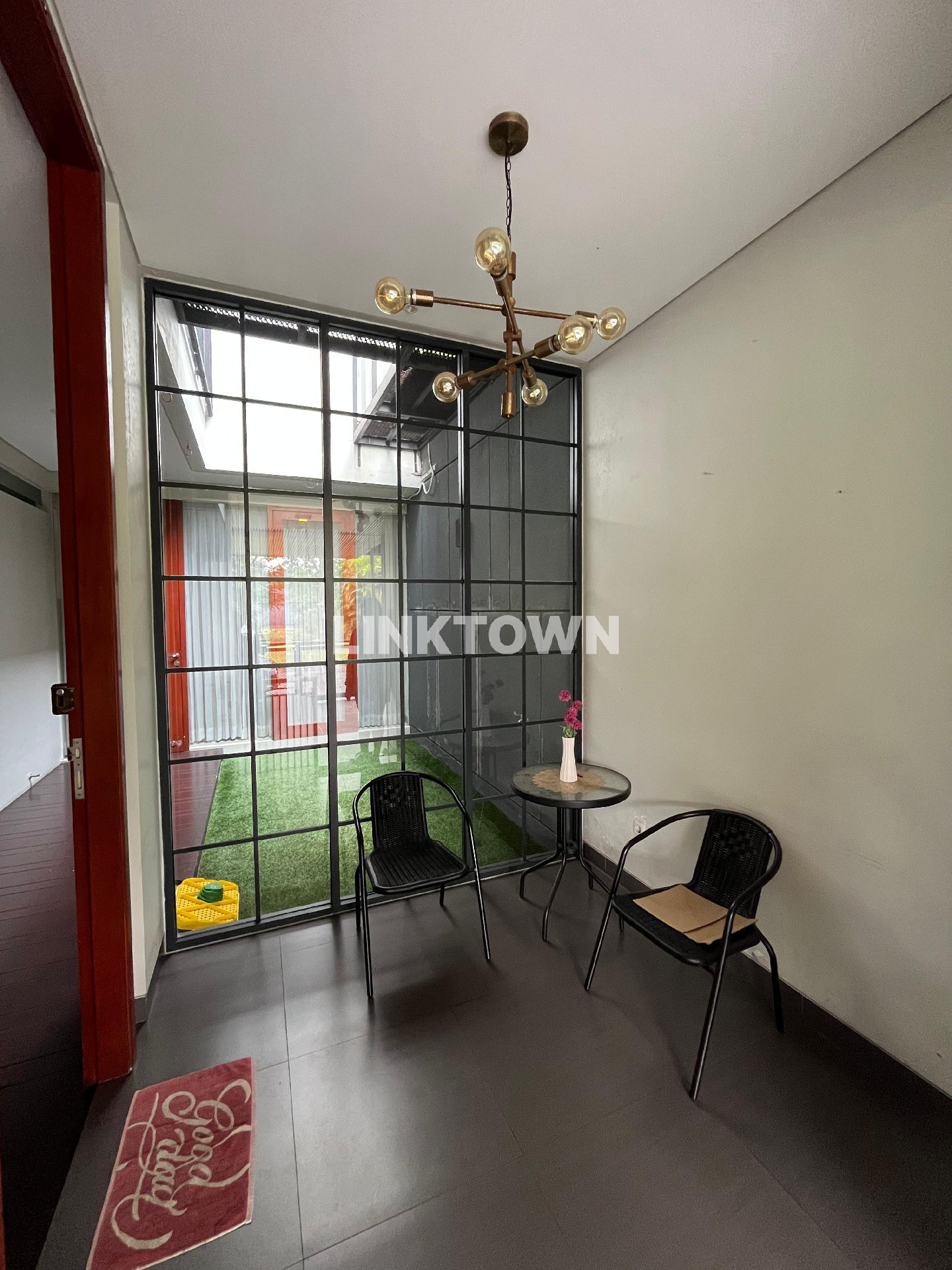 Dijual Rumah Furnish di Prambanan Regency Kertabumi - Surabaya