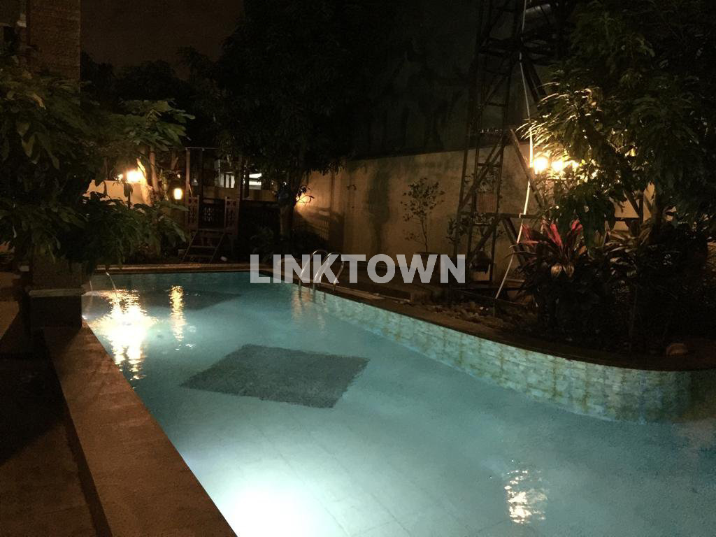 Dijual Rumah Mewah 2 Lantai Taman Tiara Sidoarjo