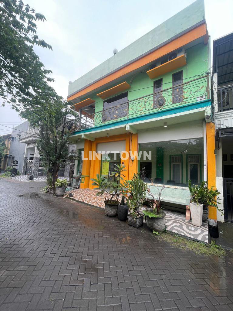 Dijual Rumah 3 Lantai di Pogot Palm Regency Surabaya