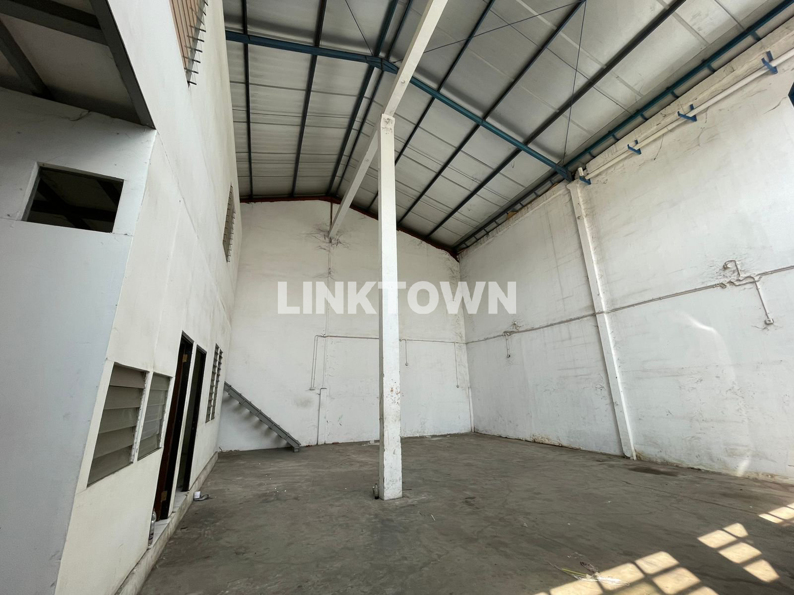 For Sale Harga Nego Gudang Siap Pakai di Ritz Gate Sidoarjo