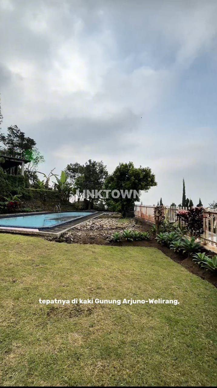 Disewakan Villa Bergaya Belanda di Kaki Gunung Welirang Pandaan