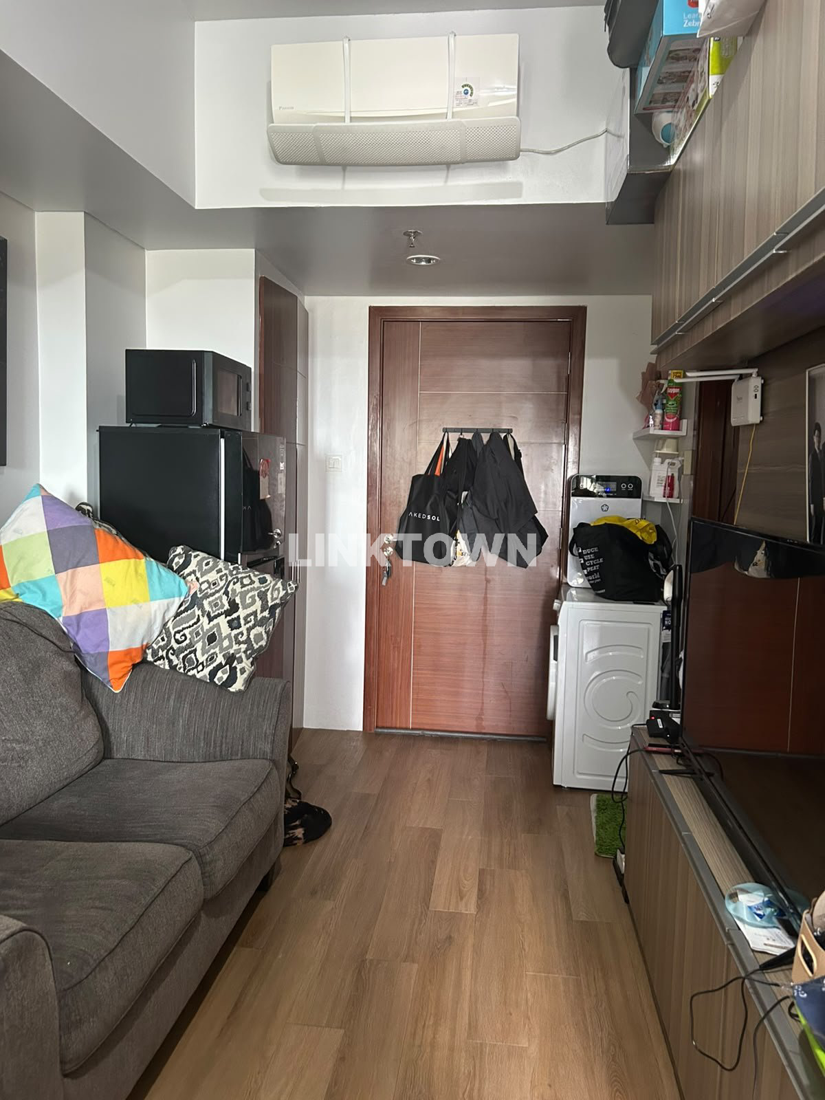 DIJUAL/DISEWAKAN CEPAT APARTEMEN VITTORIA RESIDENCE JAKBAR FULL FURNISH