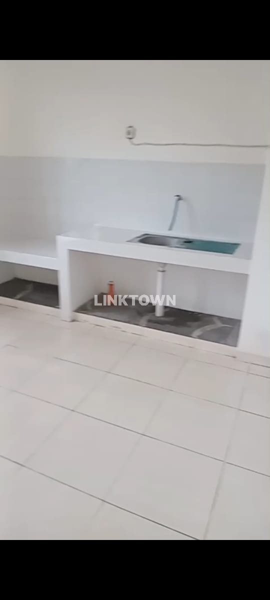 Ruko 3,5 Lantai Kawasan Komersial di Raya Utama Majapahit Semarang