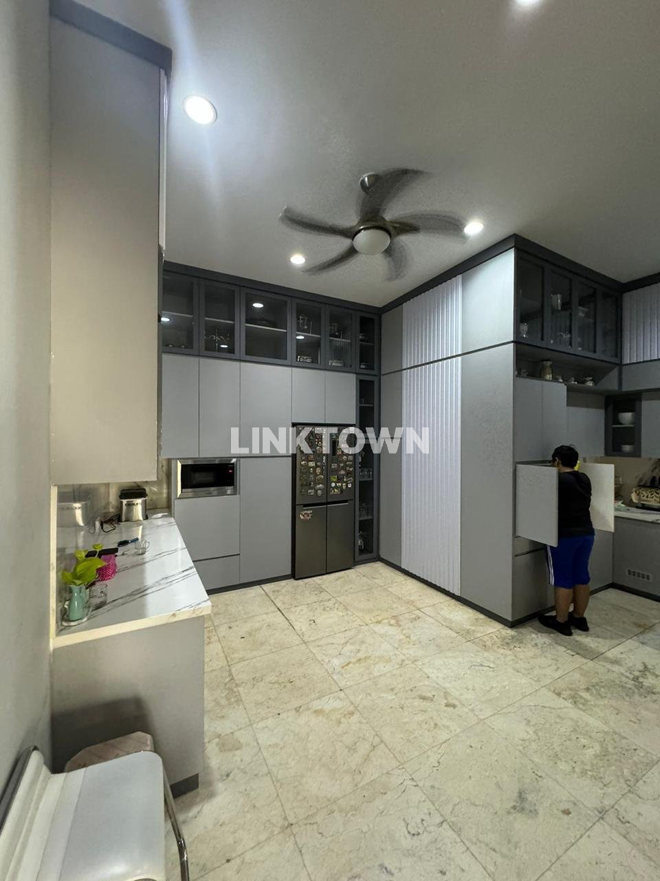 RUMAH MEWAH Jakarta Siap Huni 2 Lantai
