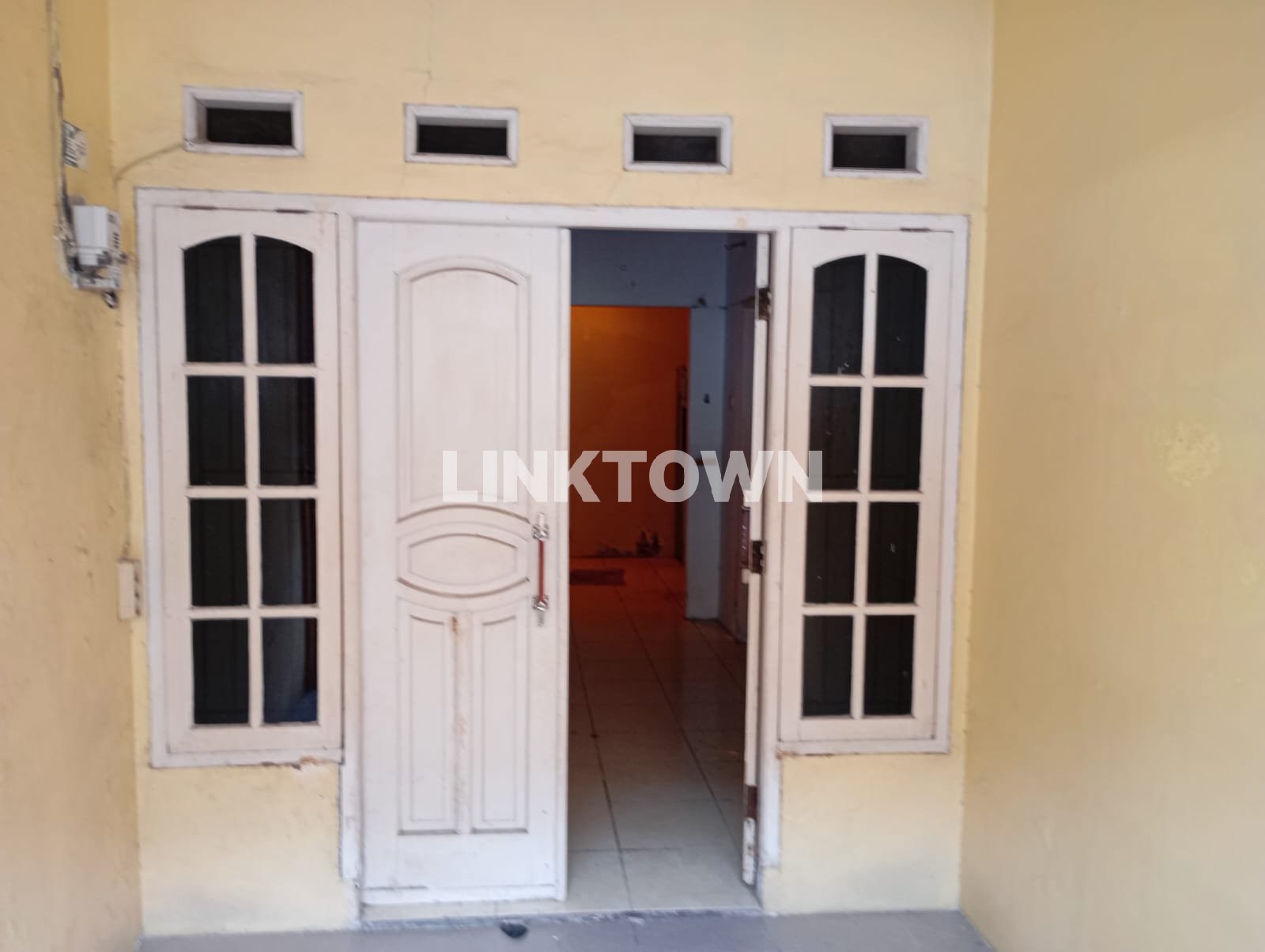 Rumah Minimalis di Bekasi siap huni SHM