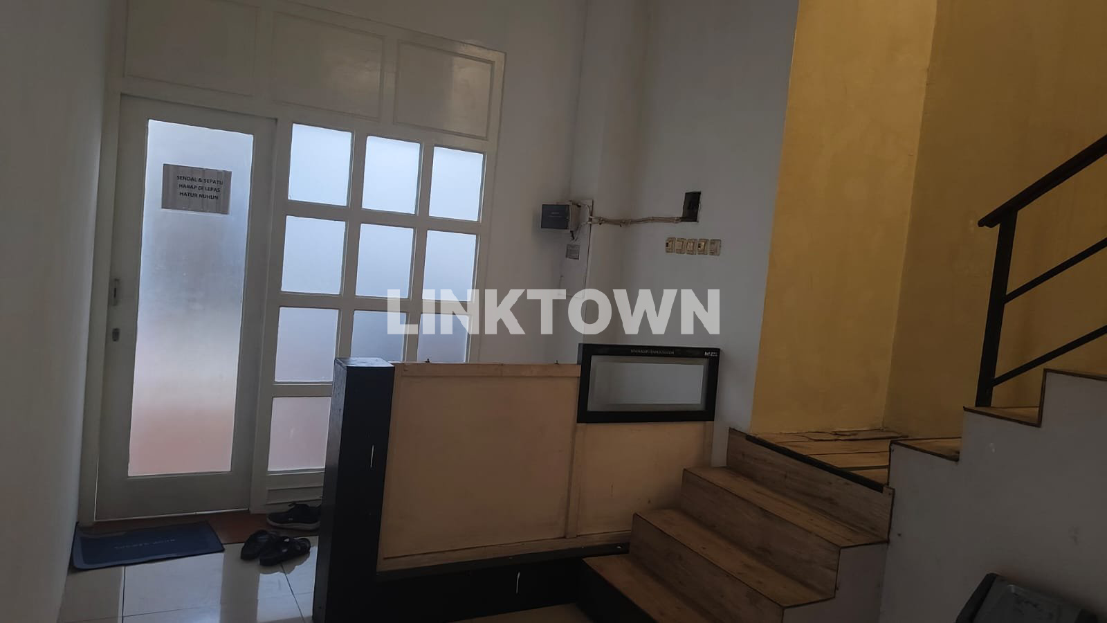 DIJUAL CEPAT KANTOR SIAP HUNI LOKASI STRATEGIS CILILITAN KRAMAT JATI