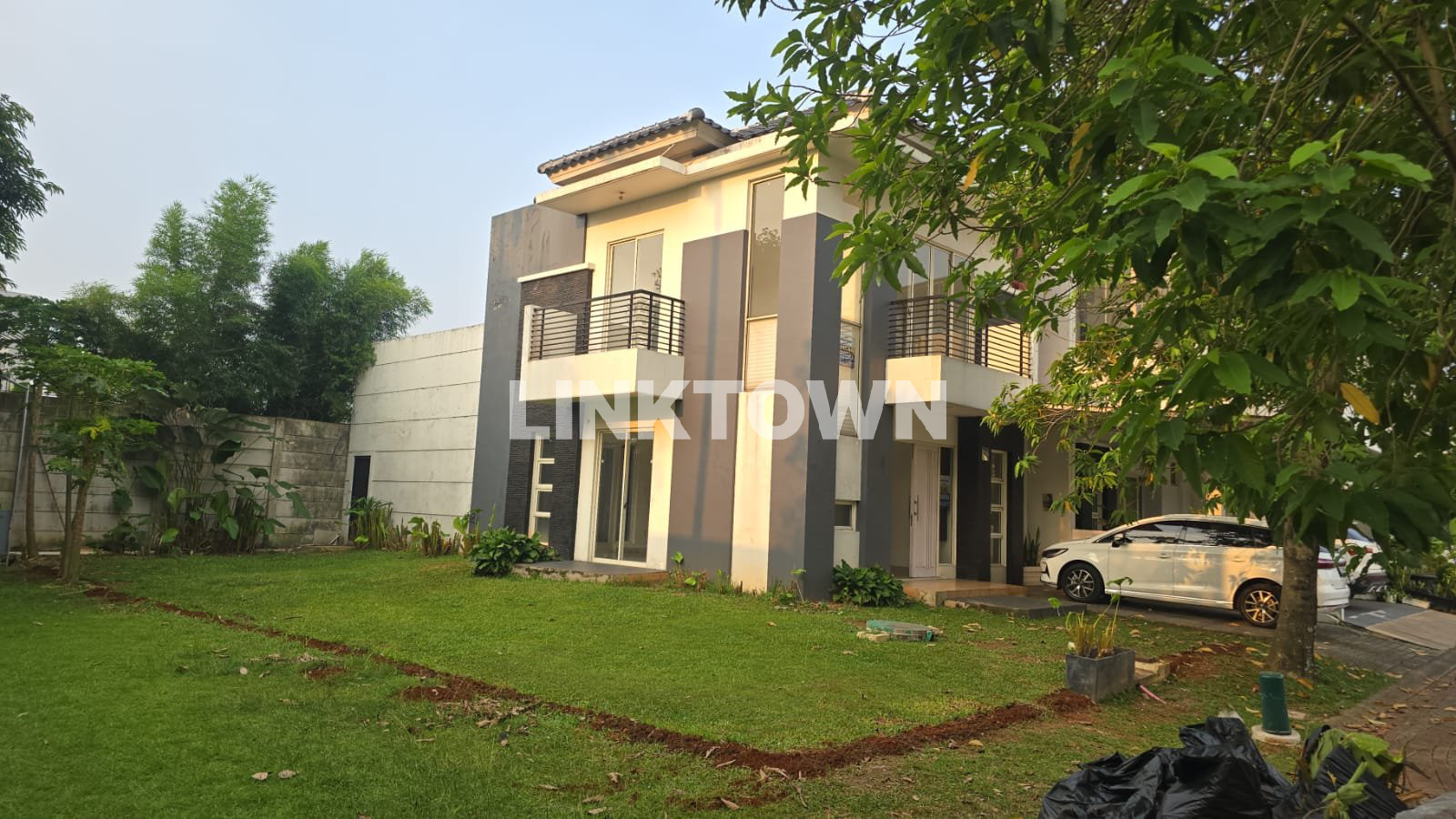 DIJUAL MURAH RUMAH HOEK CLUSTER BSD DIJUAL MURAH RUMAH HOEK CLUSTER BSD
