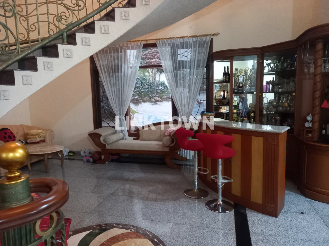 Dijual Cepat Rumah Mewah Harga Undermarket di Pakuwon City