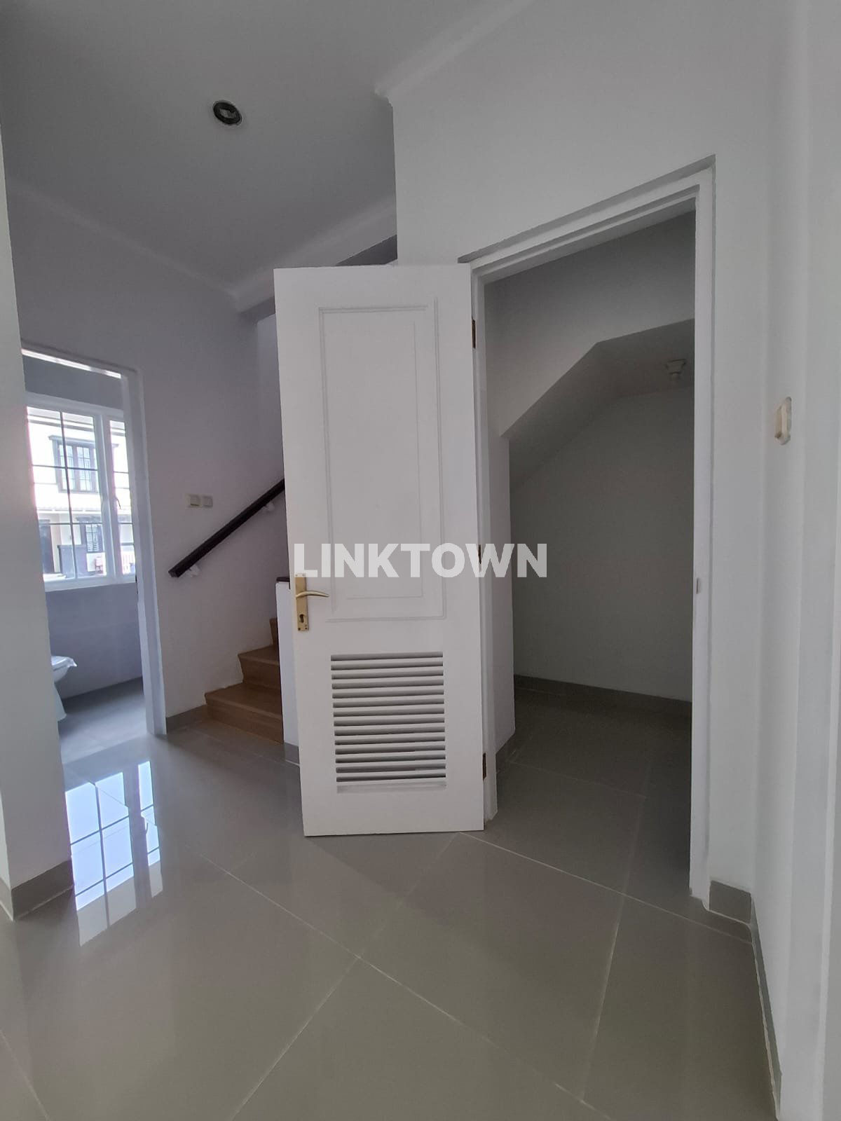 DIJUAL MURAH RUMAH SIAP HUNI CLUSTER KOTA WISATA