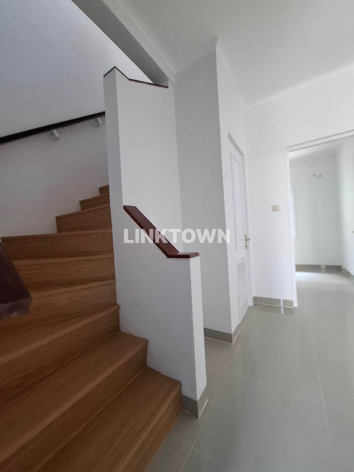 DIJUAL MURAH RUMAH SIAP HUNI CLUSTER KOTA WISATA