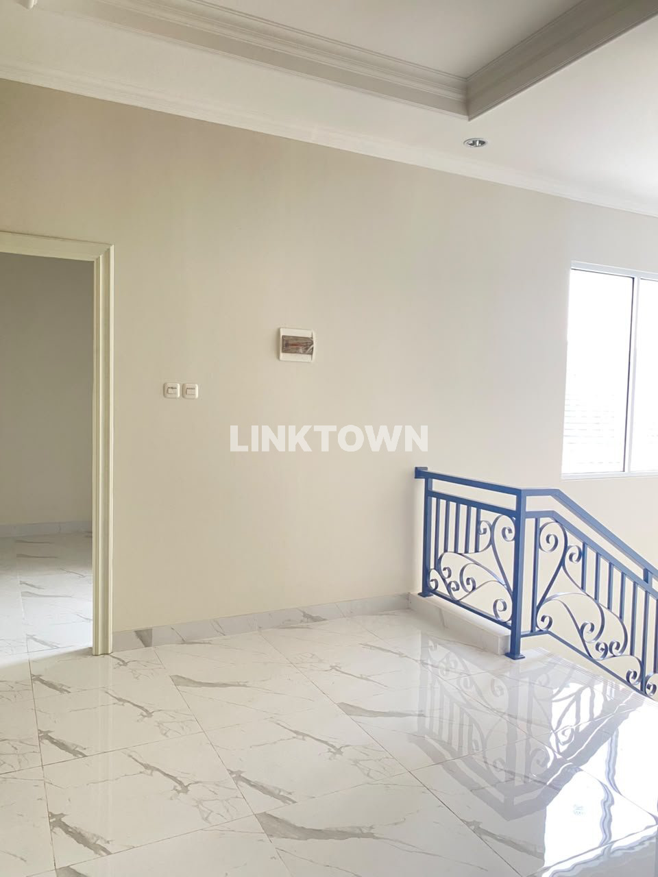 DIJUAL MURAH RUMAH SIAP HUNI KOTA WISATA CIBUBUR