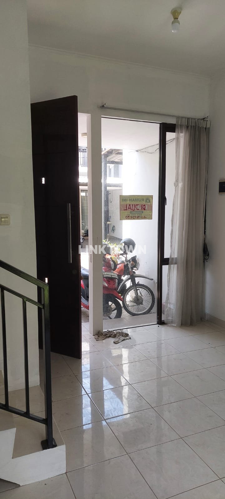 DIJUAL MURAH RUMAH DALAM CLUSTER CIPUTAT TANGERANG SELATAN