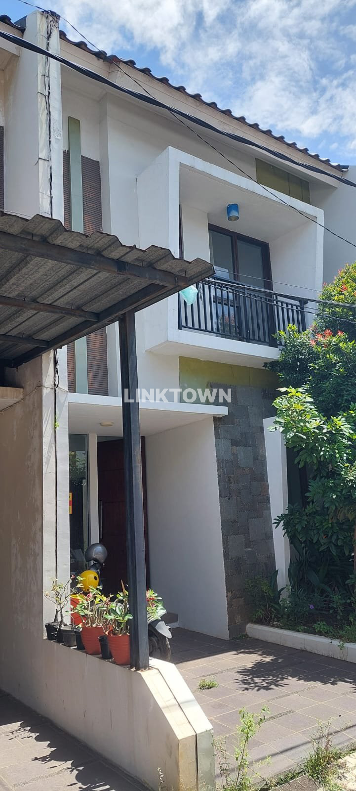 DIJUAL MURAH RUMAH DALAM CLUSTER CIPUTAT TANGERANG SELATAN DIJUAL MURAH RUMAH DALAM CLUSTER CIPUTAT TANGERANG SELATAN