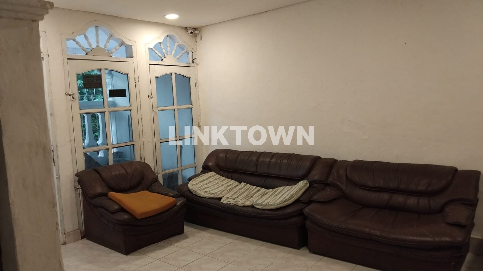 DIJUAL MURAH RUMAH SAMPINGAN DENGAN MALL KOTA KASABLANKA JAKARTA SELATAN