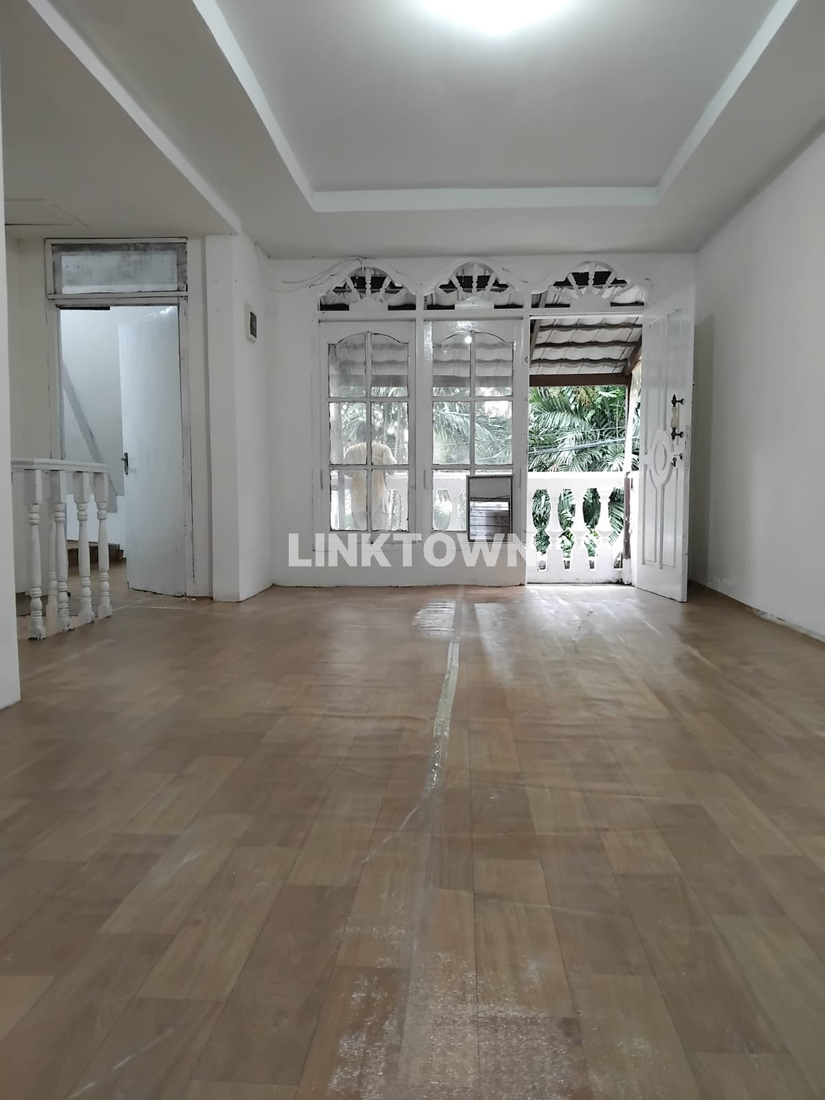 DIJUAL MURAH RUMAH SAMPINGAN DENGAN MALL KOTA KASABLANKA JAKARTA SELATAN
