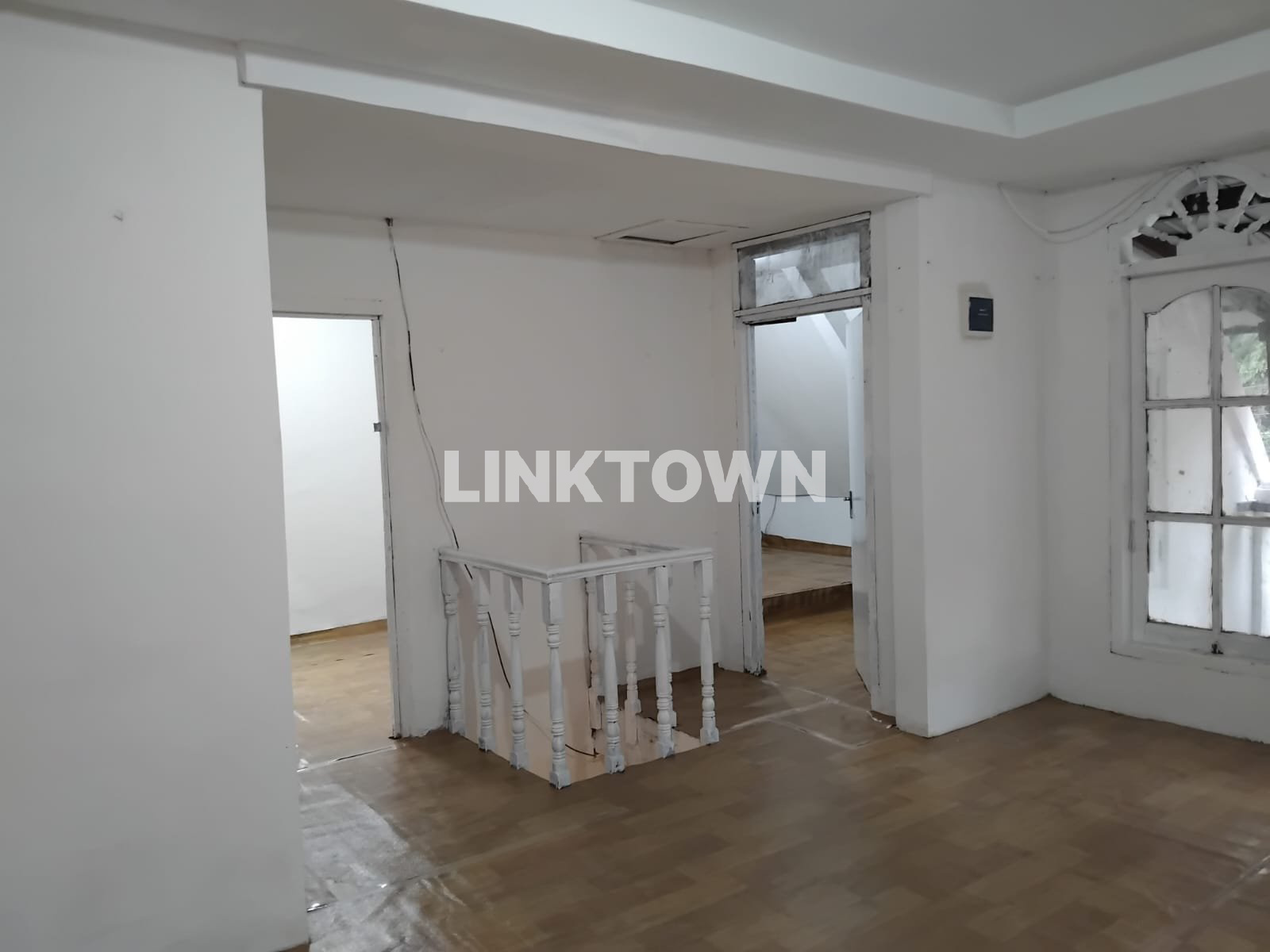 DIJUAL MURAH RUMAH SAMPINGAN DENGAN MALL KOTA KASABLANKA JAKARTA SELATAN
