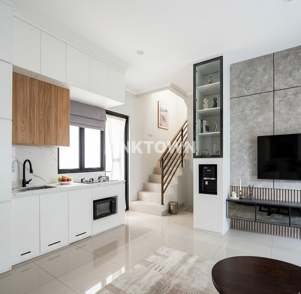 DIJUAL MURAH RUMAH SIAP HUNI FULL FURNISH SUMMARECON BEKASI