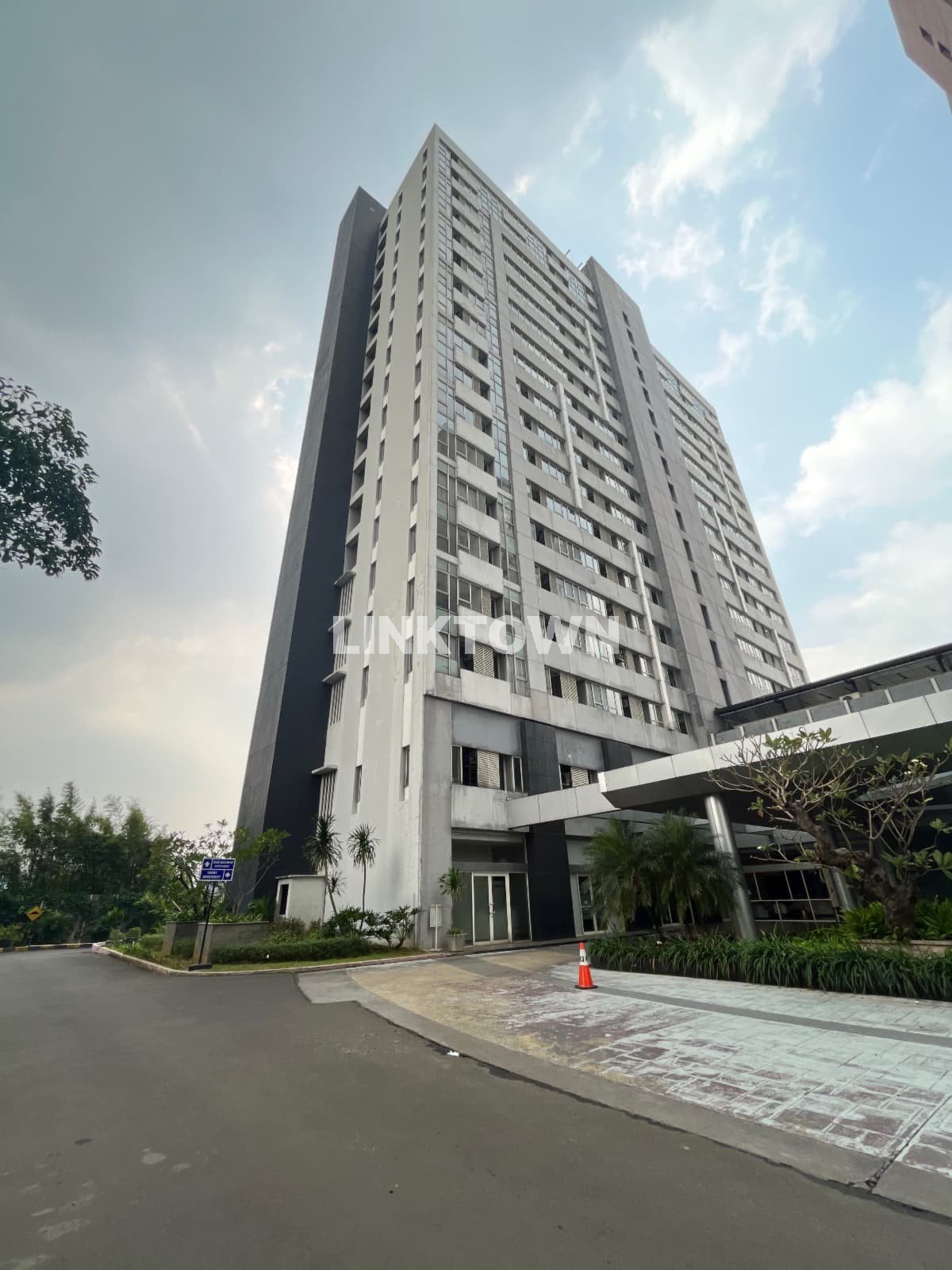Best Price!!! Jual Cepat Apartement Niffaro 3BR Siap Huni di Jakarta Selatan Best Price!!! Jual Cepat Apartement Niffaro 3BR Siap Huni di Jakarta Selatan