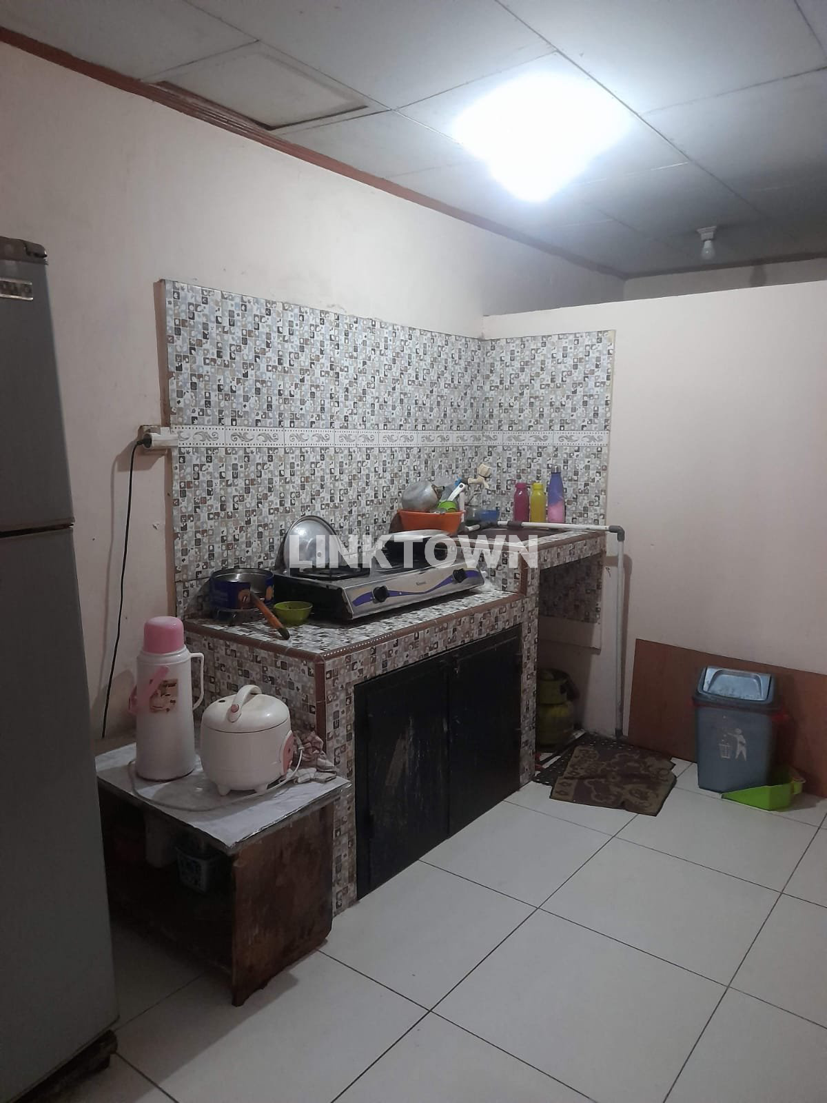 Dijual Rumah Dekat Jalan Raya Dan Lokasi Strategis Di Perumahan Wisma Jaya - Bekasi
