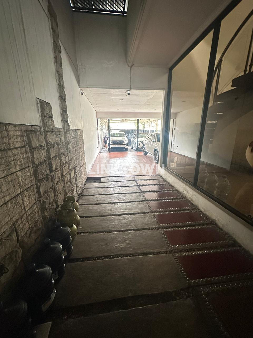 Dijual Rumah Raya Satelit Strategis Komersial Siap Huni