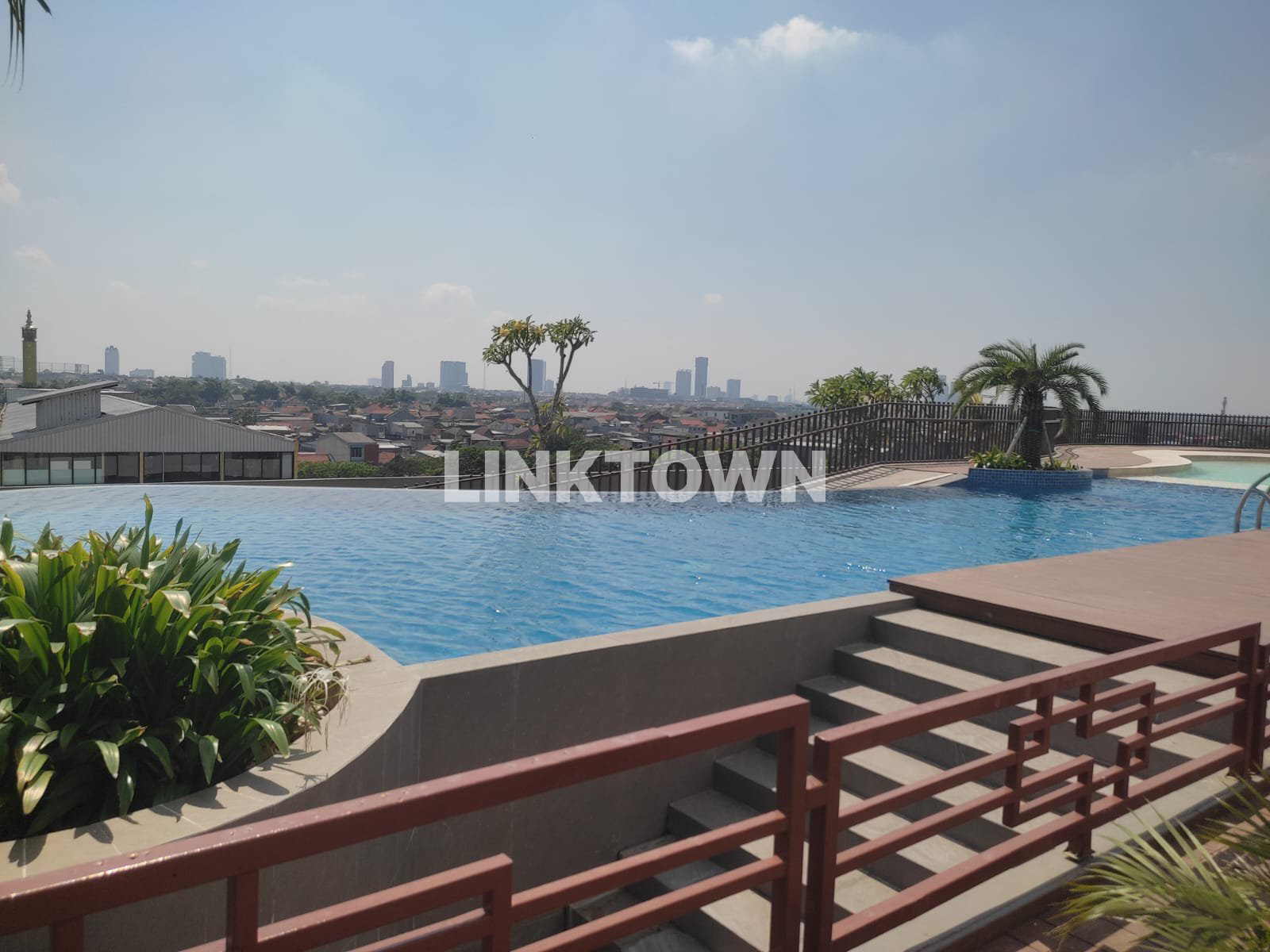 Disewakan Apartemen View City dan Pool di Westown View La Chiva Disewakan Apartemen View City dan Pool di Westown View La Chiva