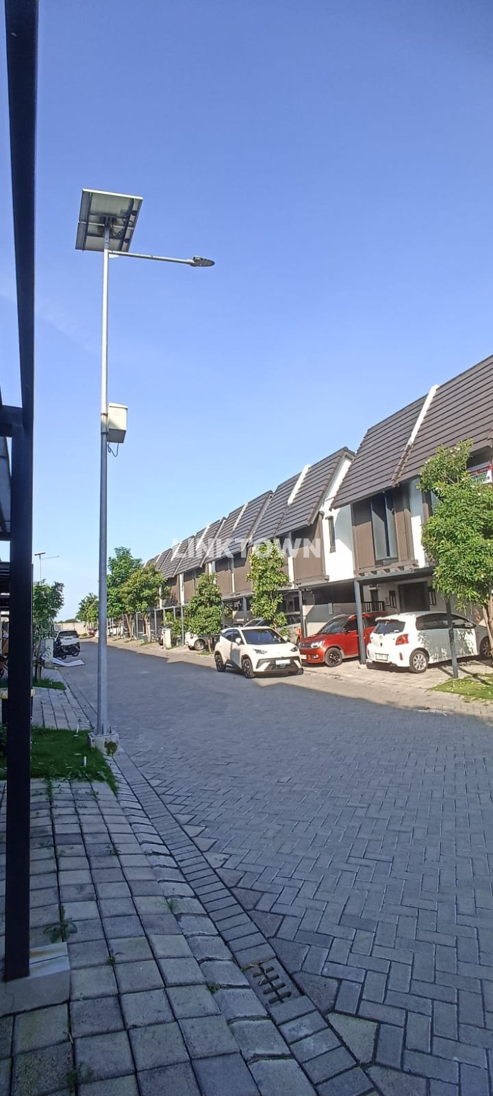 Dijual Rumah Modern Minimalis 2 Lantai di Amerta Living Surabaya