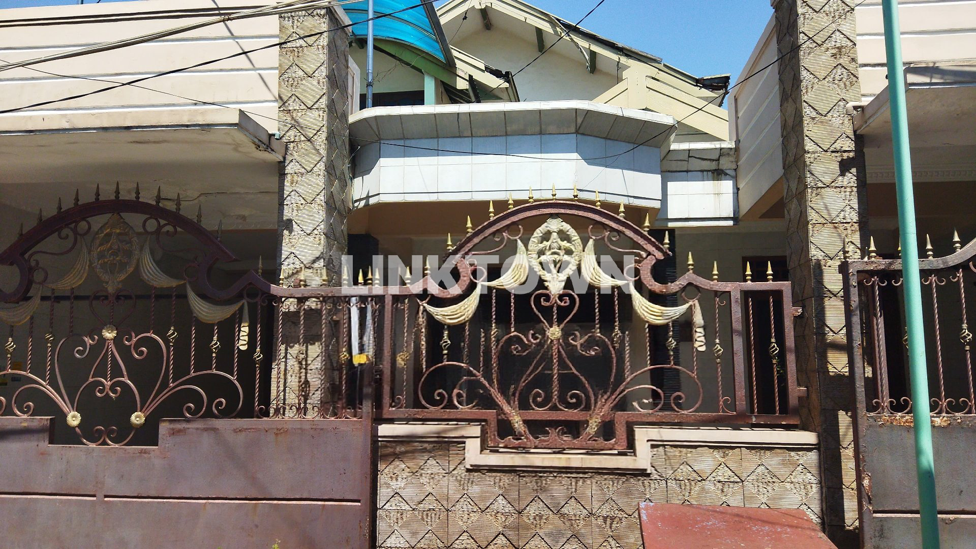 Dijual Jarang Ada Rumah 2 Lantai Murah di Delta Sari Dijual Jarang Ada Rumah 2 Lantai Murah di Delta Sari