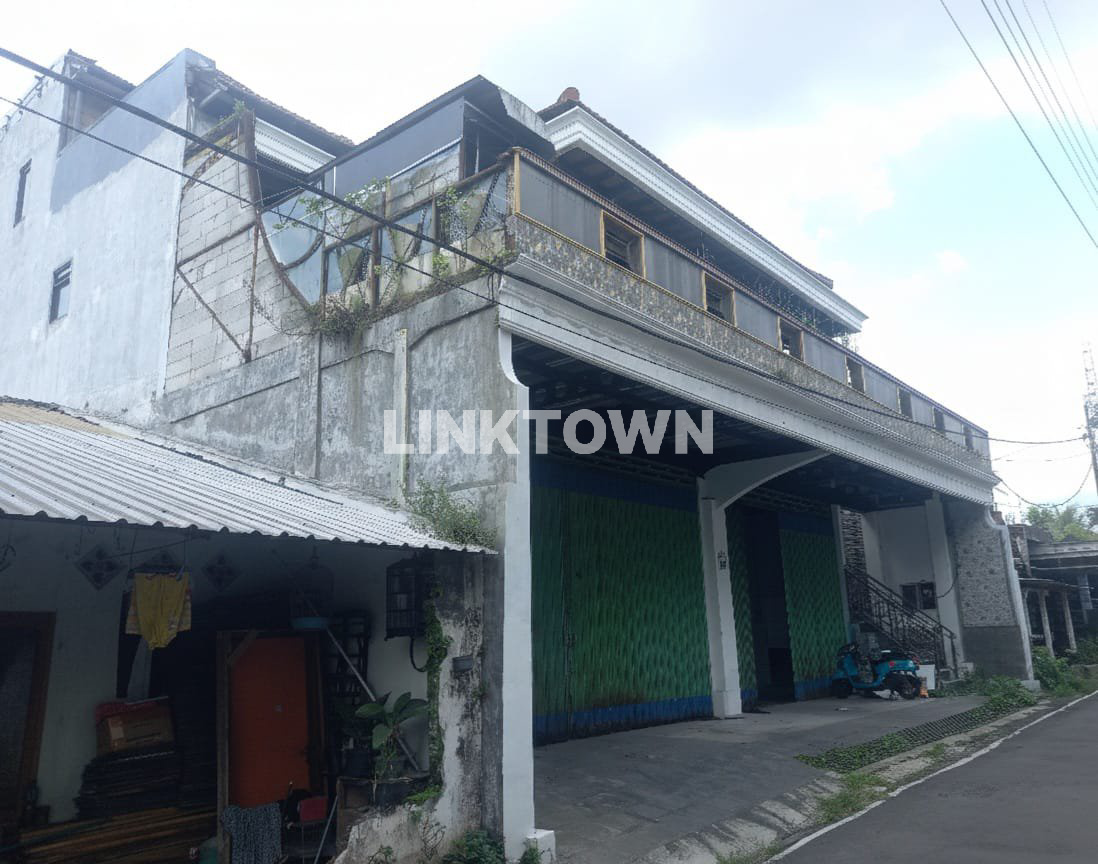 For Sale Rumah dan Gudang Siap Huni di Randuagung Malang For Sale Rumah dan Gudang Siap Huni di Randuagung Malang