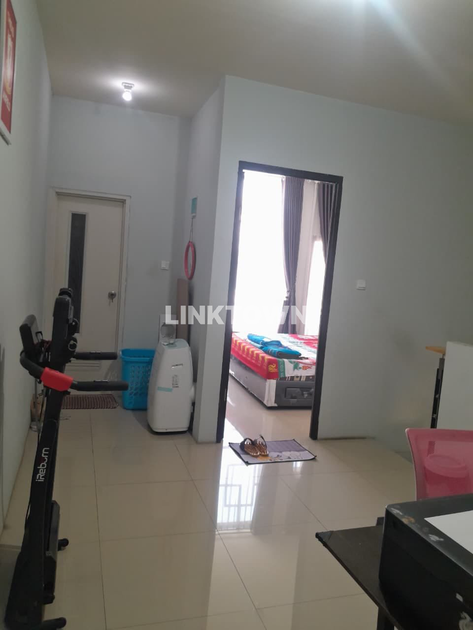 Good Deal!!! Rumah 2 Lantai Semi Furnish dan Strategis di Buahbatu Bandung
