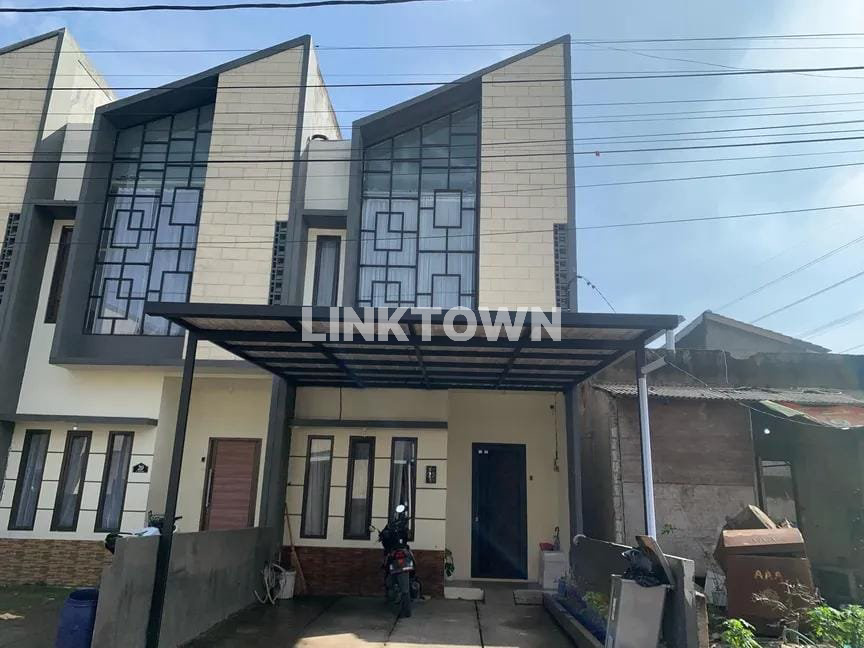 Good Deal!!! Rumah 2 Lantai Semi Furnish dan Strategis di Buahbatu Bandung Good Deal!!! Rumah 2 Lantai Semi Furnish dan Strategis di Buahbatu Bandung