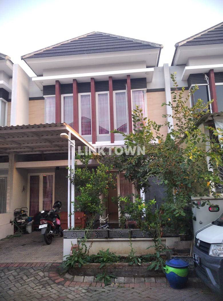 Dijual Jarang Ada Rumah di Wisata Semanggi Surabaya